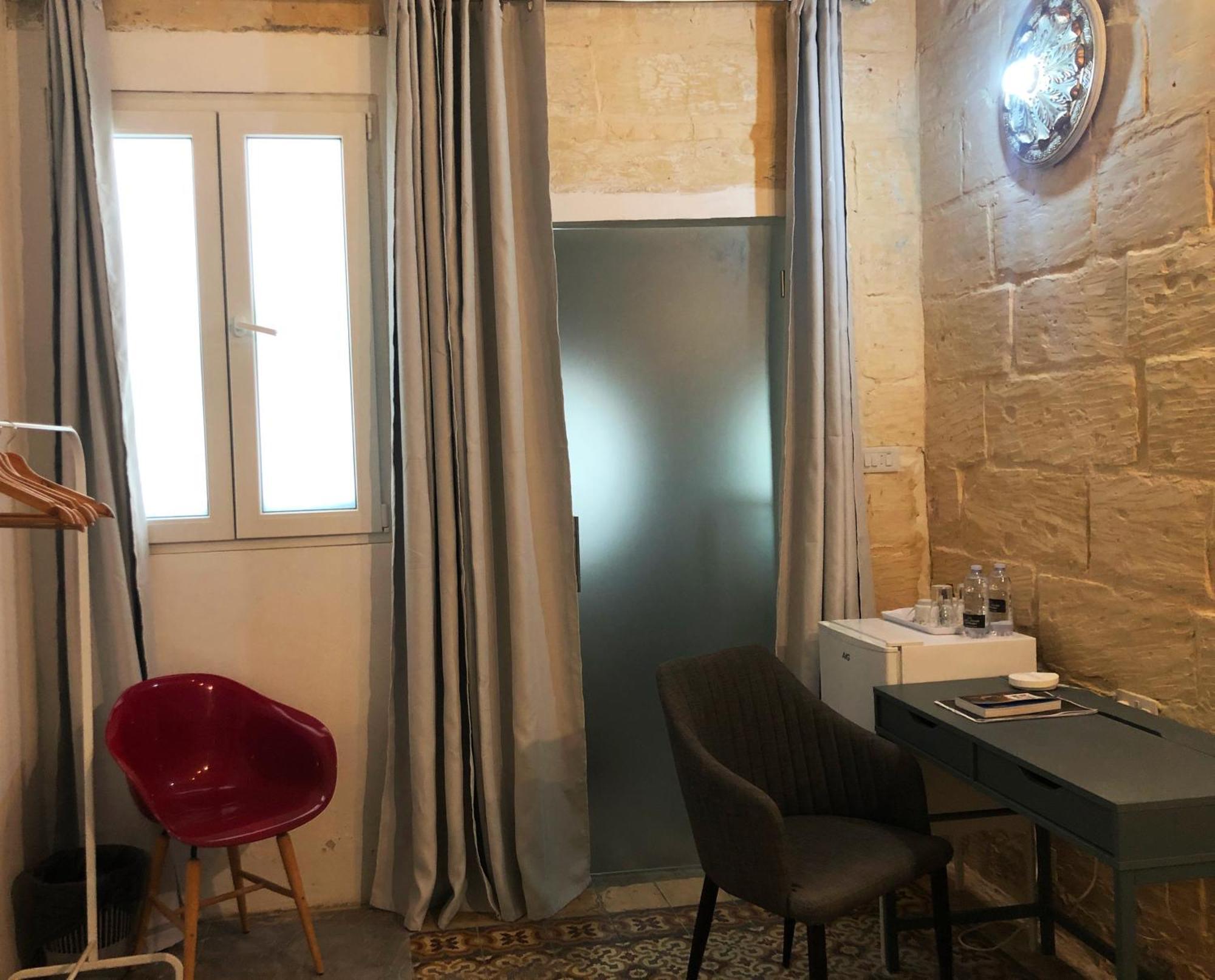 Lh Sliema (Adults Only) Hotel Bilik gambar
